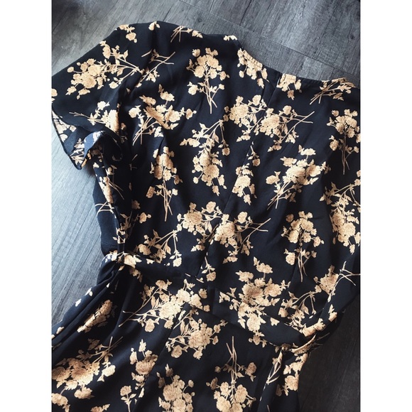 Summer Flower Dress - Picture 6 of 6